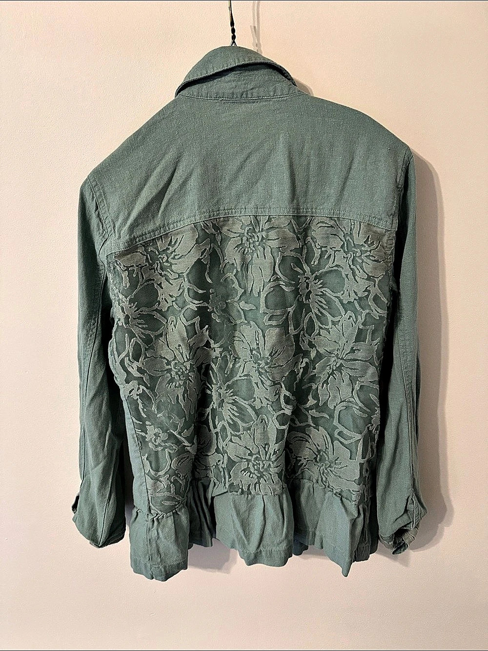 Simply Noelle Ruffle Hem Floral Back Jacket Like New